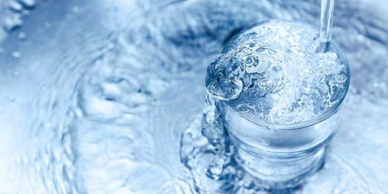 Xây dựng thói quen uống nước đều đặn để cải thiện sức khỏe lâu dài